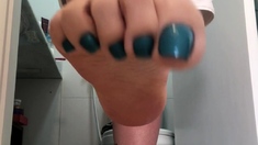 Amateur Porn Gives Us Some Foot Fetish Aurora