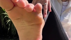 Gorgeous blonde teen Kelly Candy foot fetish