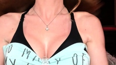 Close up MiLF getting it in the ass