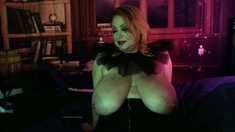 Big boob brunette masturbates on webcam