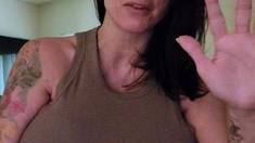 Big boob brunette masturbates on webcam