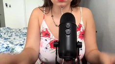 Love Chat Big Boobs Brunette Masturbating For Cam