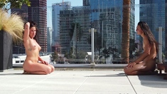 Amateur hottie fucked outdoor in public