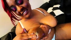 Black Girl SQUIRTING HARD! - Jade Jordan